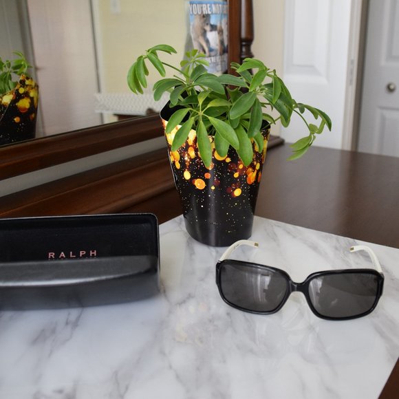 RALPH Ralph Lauren Black and White Polarized Sunglasses - Picture 1 of 9